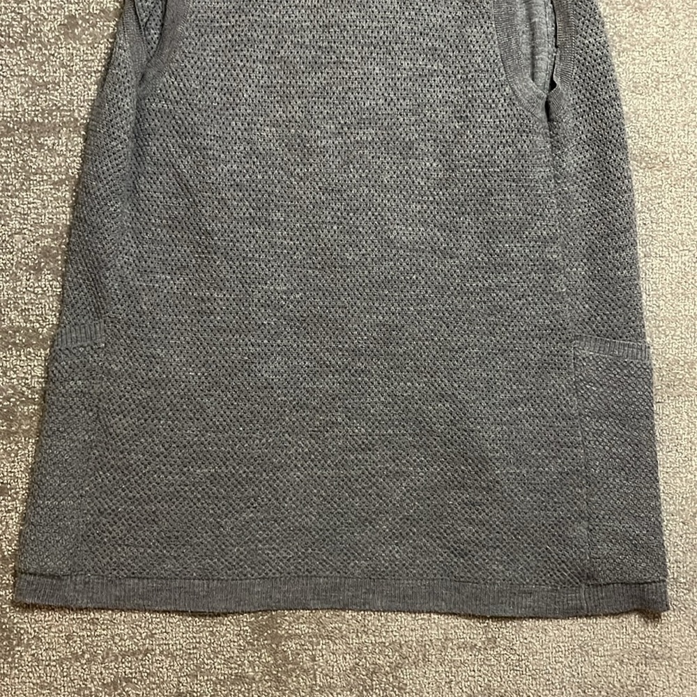 Eileen Fisher Merino Wool Gray Sleeveless Knit Cardigan Shawl Size XS - Picture 9 of 9